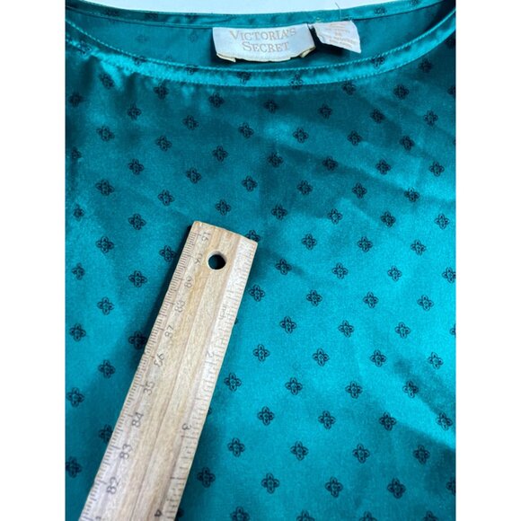 Victorias Secret Vintage Sleep Shirt size Medium Green AS IS - Picture 8 of 8